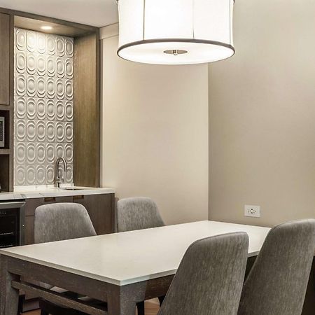 Hotel Hilton Grand Vacations Club Chicago Magnificent Mile Esterno foto