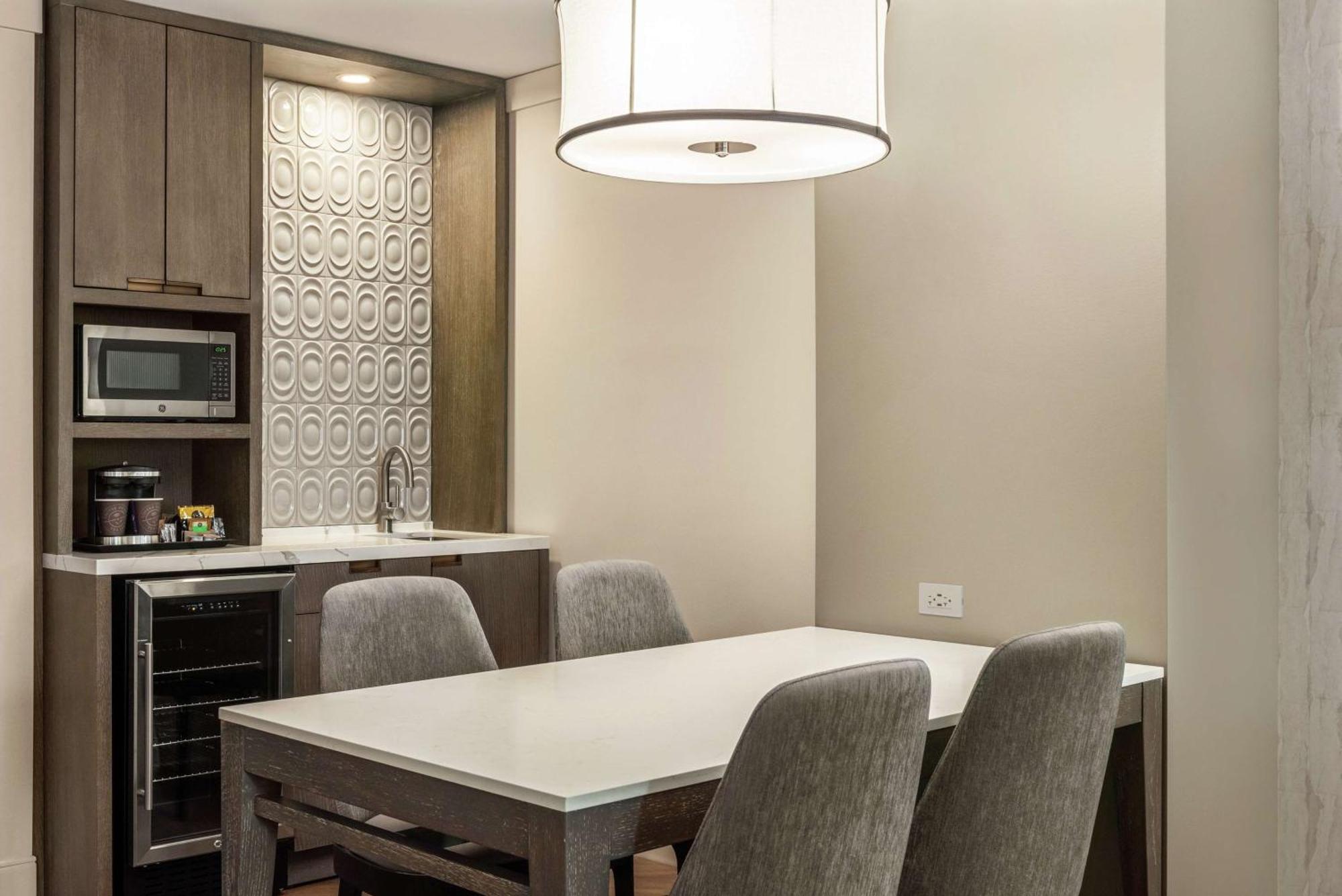 Hotel Hilton Grand Vacations Club Chicago Magnificent Mile Esterno foto