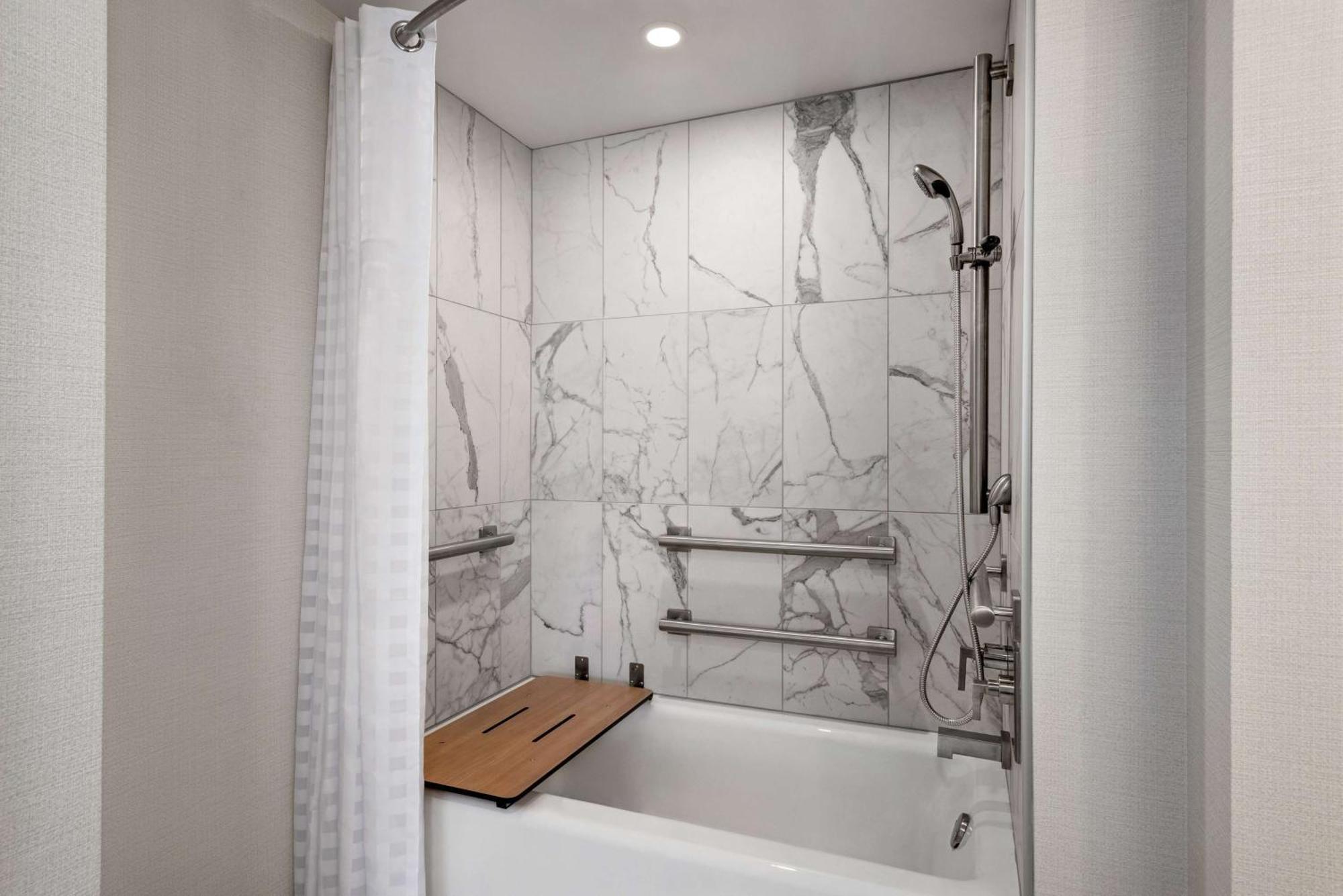 Hotel Hilton Grand Vacations Club Chicago Magnificent Mile Esterno foto